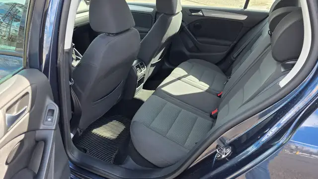 2011 Volkswagen Golf GREAT SHAPE-NO ACCIDENTS-CERTIFIED - Photo 15