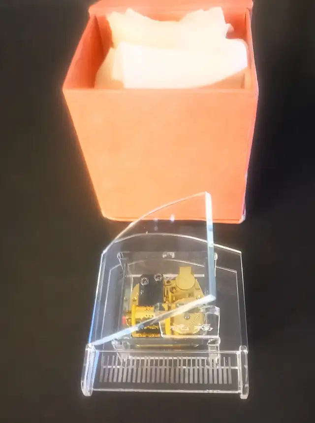 Brand New Transparent Reed Piano Music Box - Photo 4