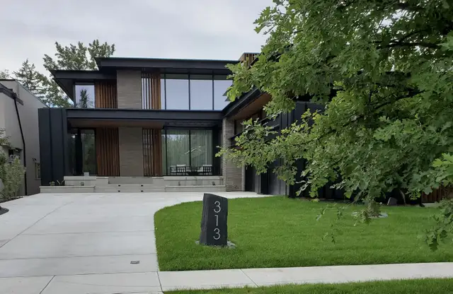 Work Outdoors, Get Paid Well – Join Our Lawn Crew - Photo 2