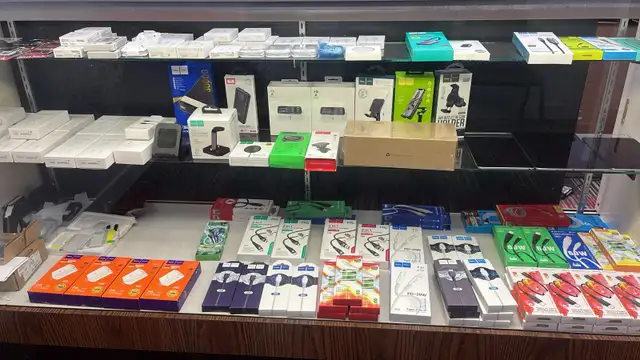 Apple iPhone (Used/Refurbished/Pre-Loved) - Photo 10