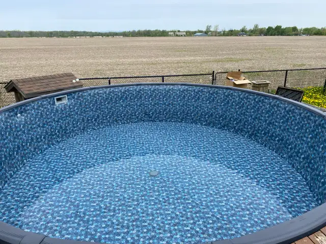 installation / changement de toile / piscine hors terre