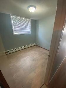 3 BEDROOM LOWER UNIT OF 4PLEX AVAILABLE APRIL 1 - Photo 8