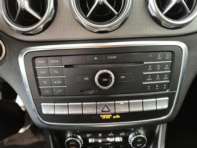 2020 Mercedes-Benz GLA250 4MATIC SUV Great value! Flexible finan - Photo 8