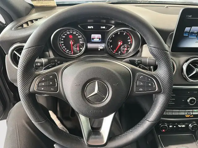 2020 Mercedes-Benz GLA250 4MATIC SUV Great value! Flexible finan - Photo 10