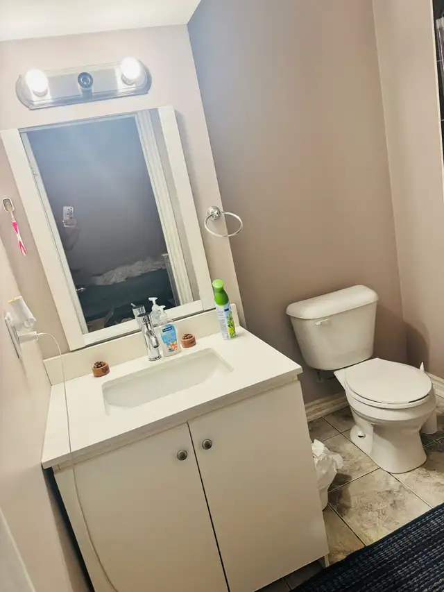 One bedroom in basement - Photo 5