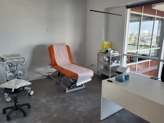 Centre cabinet médical - Locaux  à louer - Photo 6