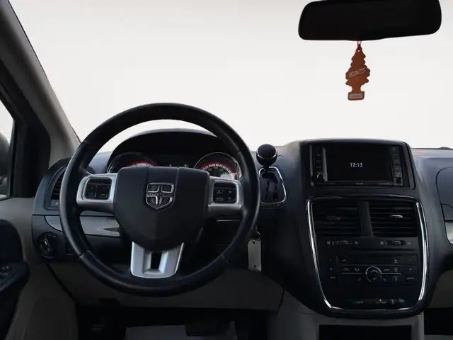 2018 Dodge Grand Caravan Crew Plus BACKUP CAMERA HEATED LEATHER - Photo 15