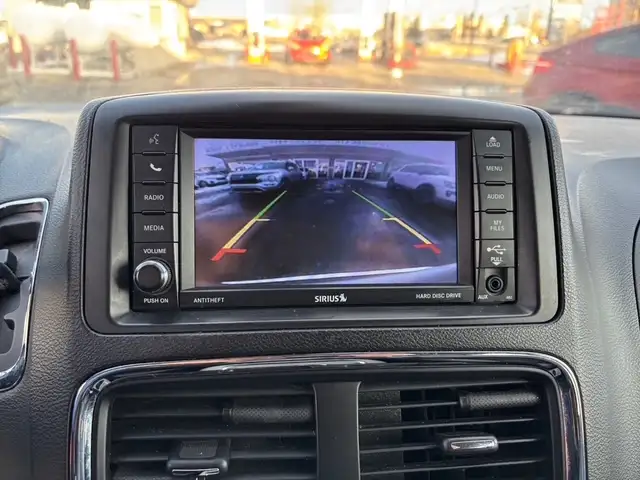 2018 Dodge Grand Caravan Crew Plus BACKUP CAMERA HEATED LEATHER - Photo 22