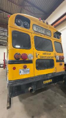 BUS FOR SALE / BUS À VENDRE 2.500$ - Photo 10