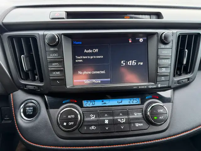 2018 Toyota RAV4 SE leather interior - Photo 20