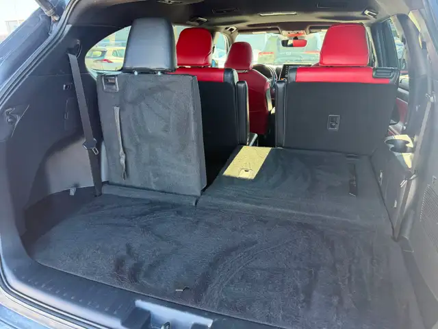 2021 Toyota Highlander XSE BEAUTIFUL RED LEATHER INTERIOR - Photo 12