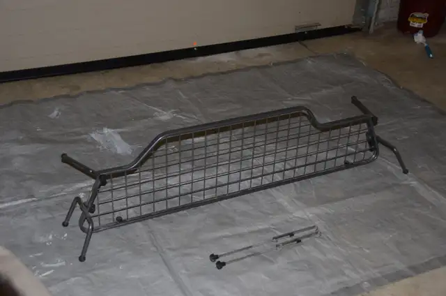 Subaru Outback Dog Barrier - Photo 2