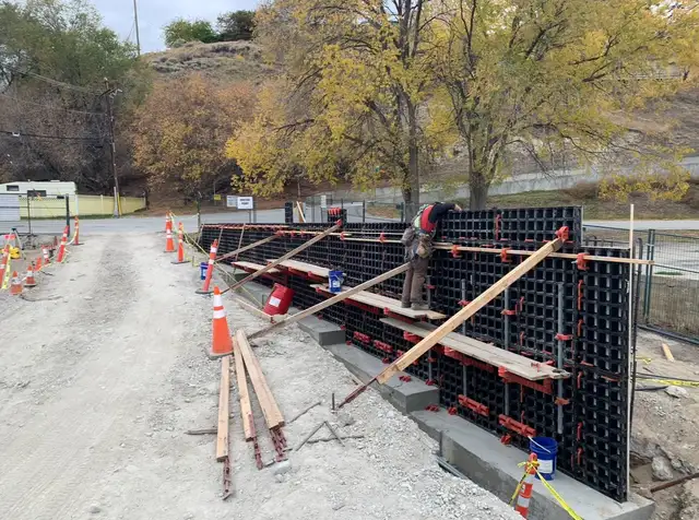 Concrete Formwork Carpenters & Laborers – Join a Growing Crew - Photo 12