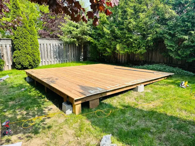 Deck & Fence - Photo 4