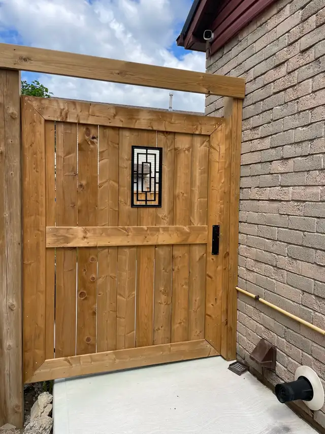 Custom Deck - Photo 3