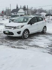 2012 Ford Fiesta SEL - Photo 2