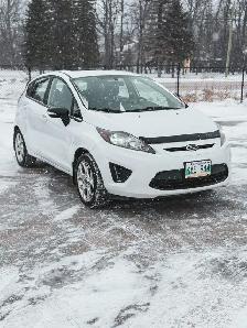 2012 Ford Fiesta SEL - Photo 4