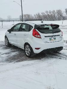 2012 Ford Fiesta SEL - Photo 8