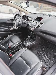 2012 Ford Fiesta SEL - Photo 15