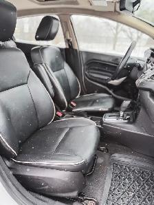 2012 Ford Fiesta SEL - Photo 17