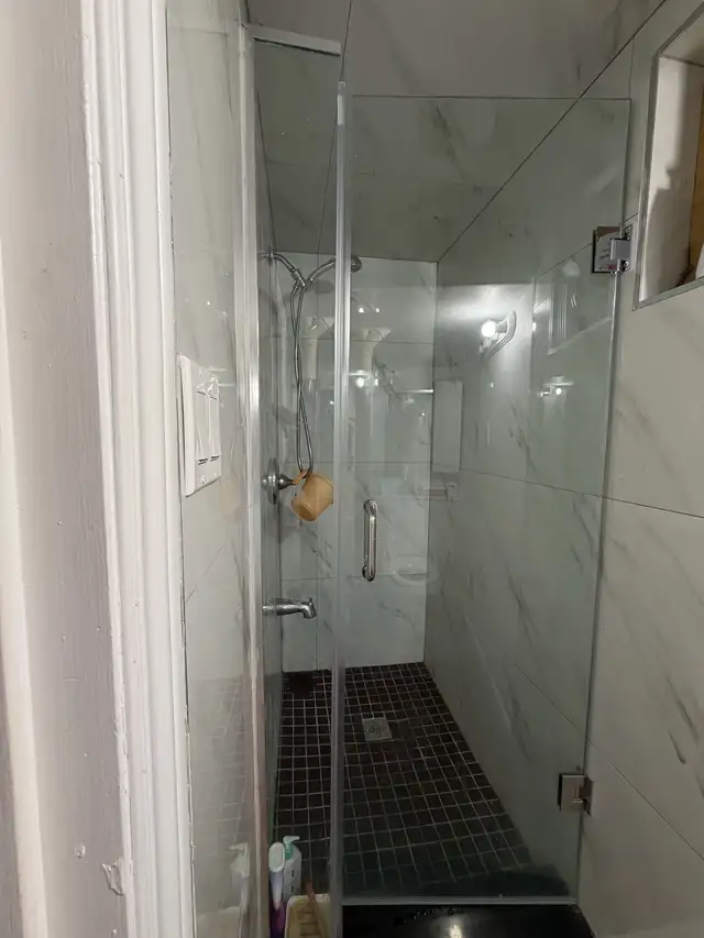 1 bedroom basement - Photo 4