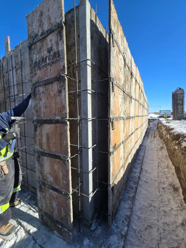 Duraform standing crew - Photo 6