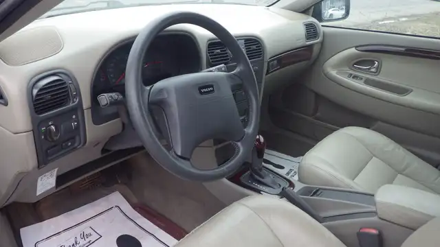 01 VOLVO V40! WAGON! GOOD CONDITION!  CERTIFIED! - Photo 21