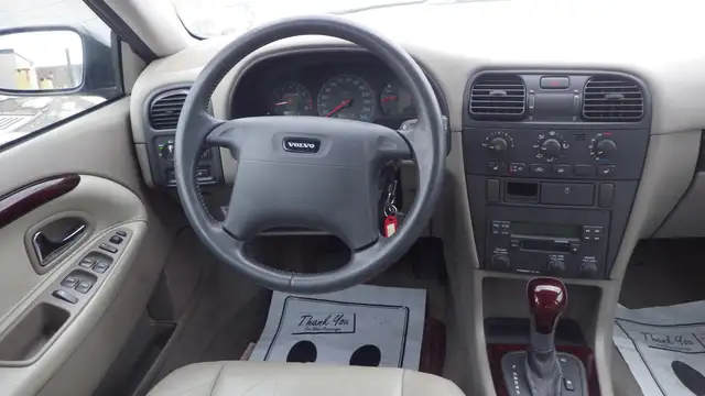 01 VOLVO V40! WAGON! GOOD CONDITION!  CERTIFIED! - Photo 23