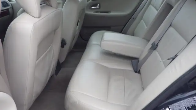 01 VOLVO V40! WAGON! GOOD CONDITION!  CERTIFIED! - Photo 26
