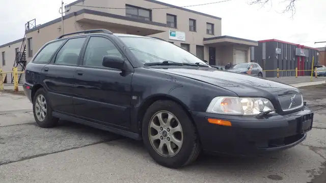 01 VOLVO V40! WAGON! GOOD CONDITION!  CERTIFIED! - Photo 31