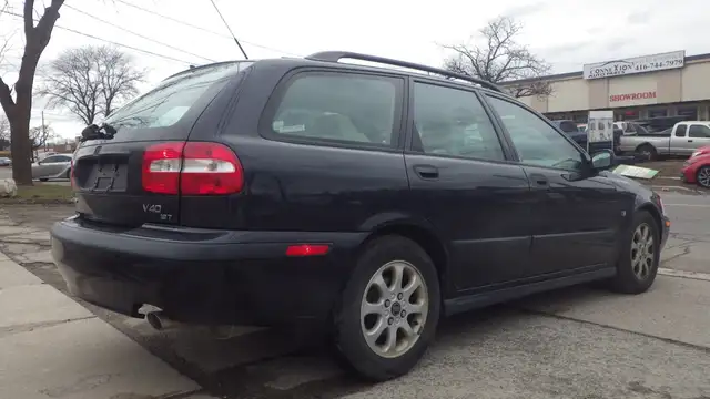 01 VOLVO V40! WAGON! GOOD CONDITION!  CERTIFIED! - Photo 32