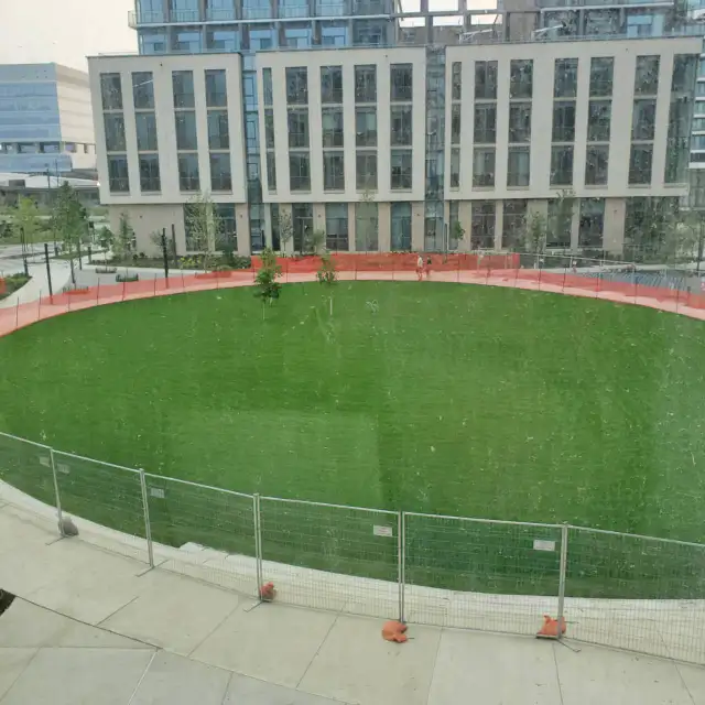 Single man shares Accommodation furnished Subway bus temination - Photo 9