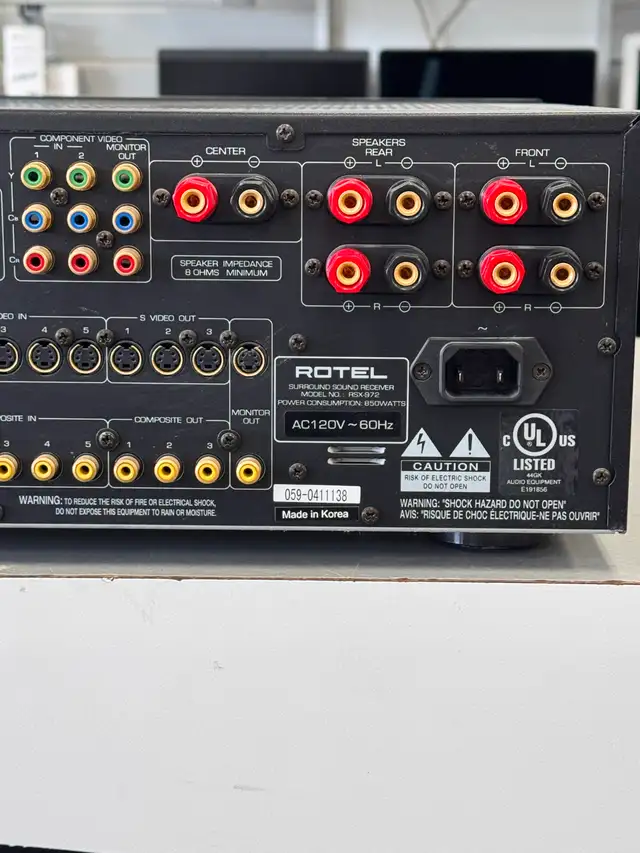 Rotel RSX-972 Surround Sound Receiver - Photo 4