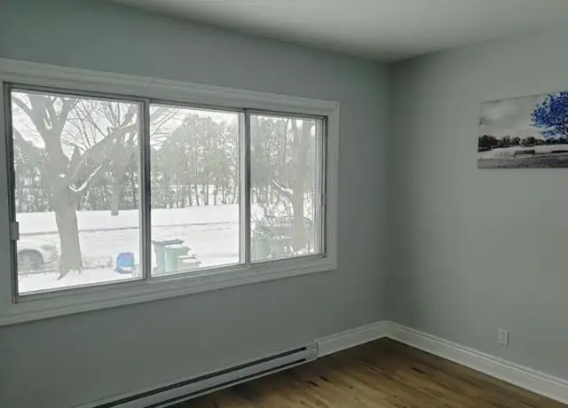 Large 2 bedroom for rent Mccarthy, Saint Laurent, QC H4R 1G3 - Photo 8