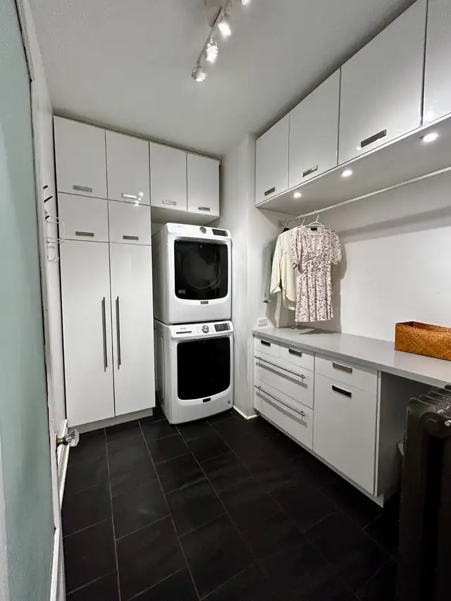 Appart. RDC 3 chambres Plateau   cour   stationnement - Photo 8