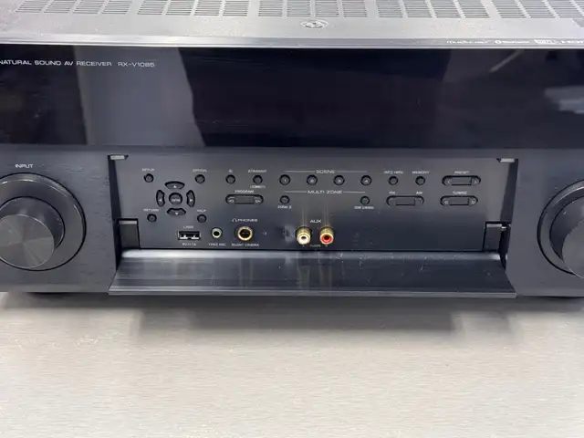 Yamaha RX-V1085 Receiver - Photo 2