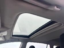 2017 Toyota RAV4 XLE AWD SUNROOF - WARRANTY INCLUDED - Photo 5