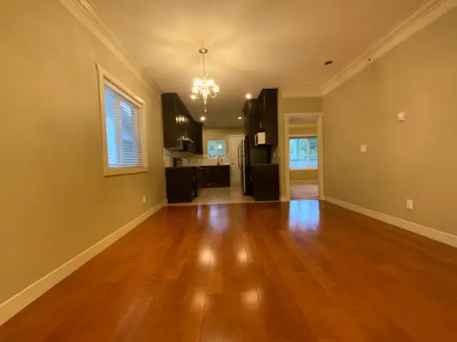 3-Bed & 2-Bath Upper Suite in Port Coquitlam - Photo 2