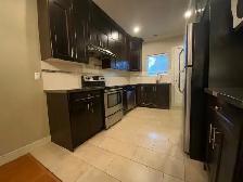 3-Bed & 2-Bath Upper Suite in Port Coquitlam - Photo 3