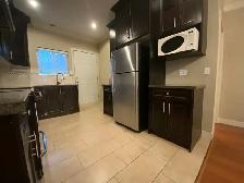 3-Bed & 2-Bath Upper Suite in Port Coquitlam - Photo 4