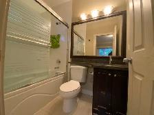 3-Bed & 2-Bath Upper Suite in Port Coquitlam - Photo 6