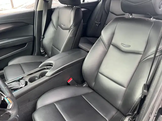 2016 Cadillac ATS 4 Only 33,000 Km - Photo 9