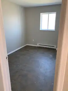 22 Rock St Unit #3 -  Central 1BR w/ laundry & private entrance - Photo 4