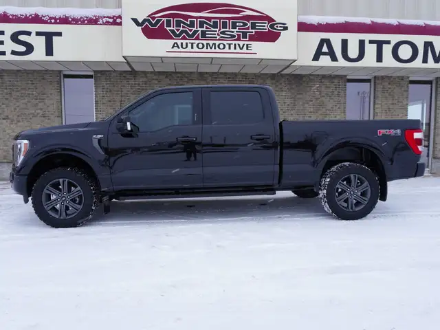 2023 Ford F-150 TRIPLE BLACK LARIAT ONLY 18,000KMS STILL AS NEW! - Photo 4