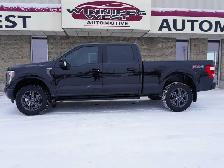 2023 Ford F-150 TRIPLE BLACK LARIAT ONLY 18,000KMS STILL AS NEW! - Photo 4