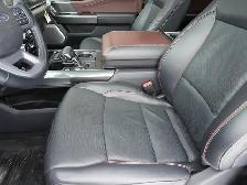 2023 Ford F-150 TRIPLE BLACK LARIAT ONLY 18,000KMS STILL AS NEW! - Photo 17