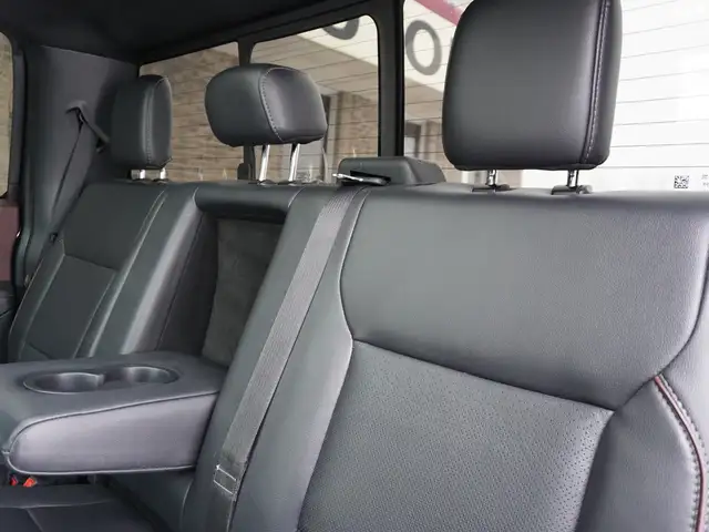 2023 Ford F-150 TRIPLE BLACK LARIAT ONLY 18,000KMS STILL AS NEW! - Photo 20