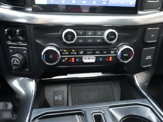 2023 Ford F-150 TRIPLE BLACK LARIAT ONLY 18,000KMS STILL AS NEW! - Photo 31