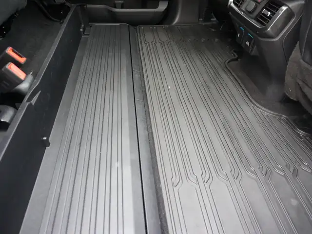 2023 Ford F-150 TRIPLE BLACK LARIAT ONLY 18,000KMS STILL AS NEW! - Photo 37