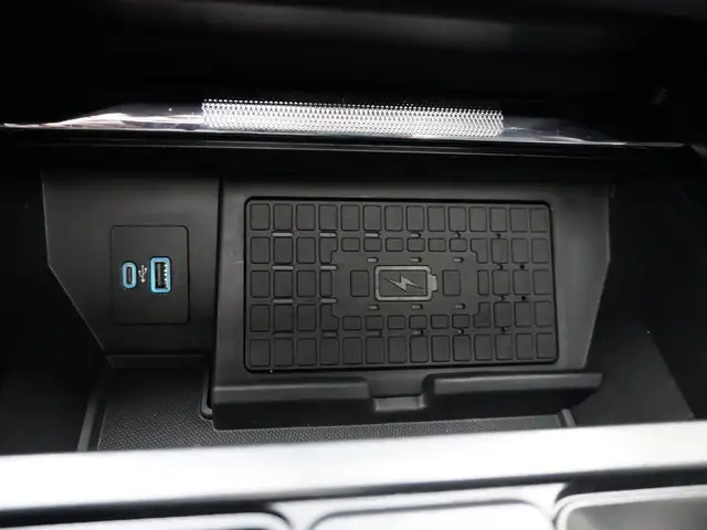 2023 Ford F-150 TRIPLE BLACK LARIAT ONLY 18,000KMS STILL AS NEW! - Photo 38
